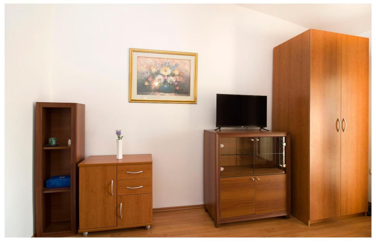 Apartment Zdravko พรีมอชเตน ภายนอก รูปภาพ