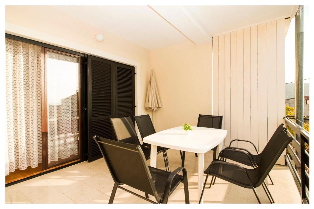 Apartment Zdravko พรีมอชเตน ภายนอก รูปภาพ