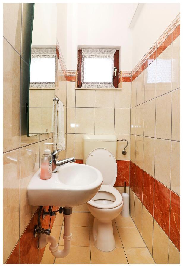 Apartment Zdravko พรีมอชเตน ภายนอก รูปภาพ