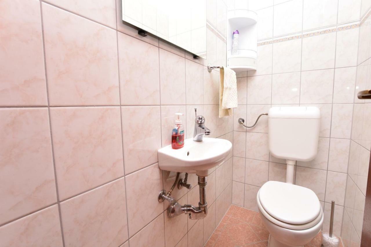 Apartment Zdravko พรีมอชเตน ภายนอก รูปภาพ